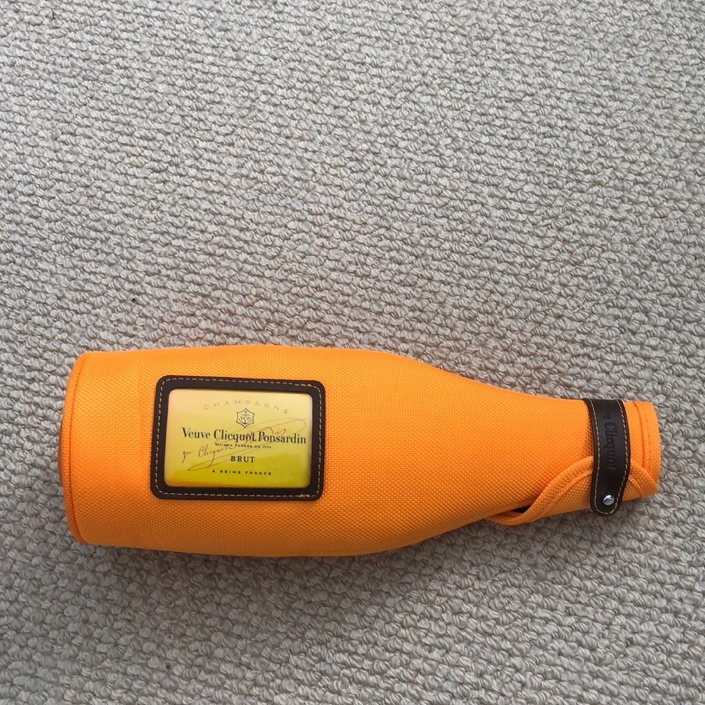 Veuve Clicquot bottle holder​​​
